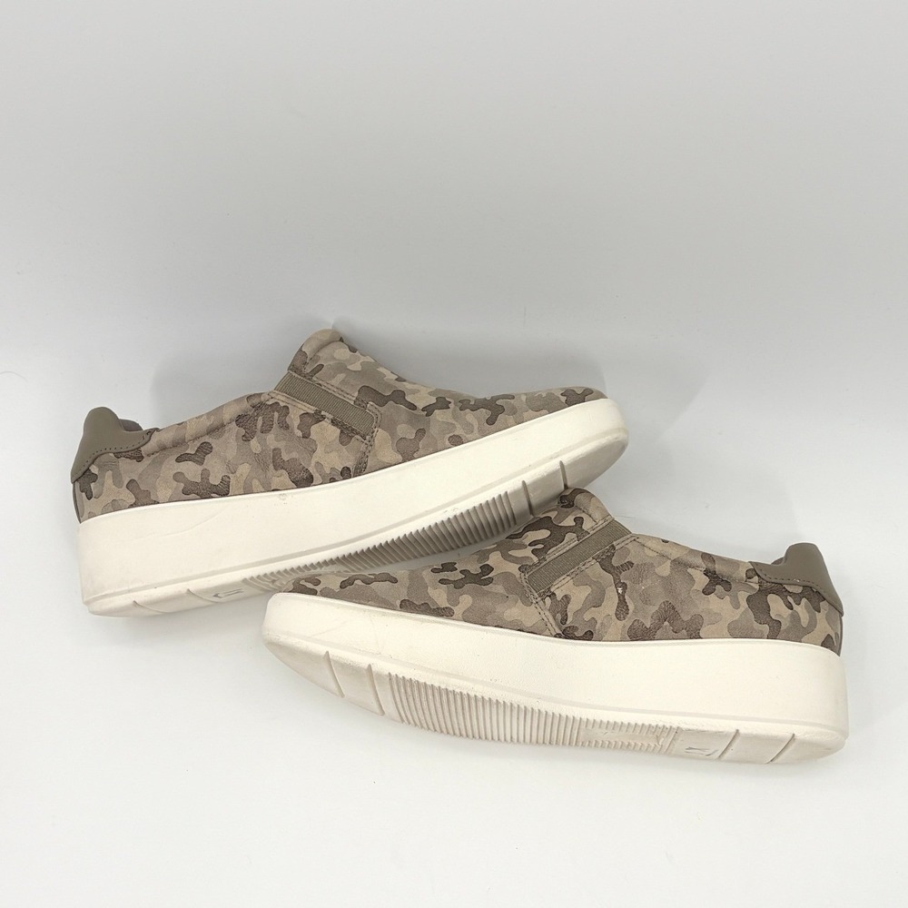 Clarks Collection Layton Step slip-on platform sneakers Size 7.5 Utility Chic - Picture 4 of 8